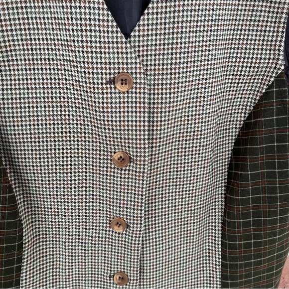 Checkered and plaid vintage button down vest. Petite Small - Picture 5 of 7